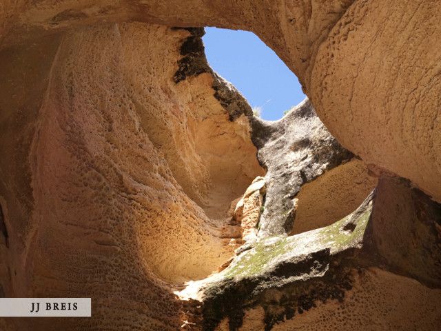 24 horas entre pinturas rupestres y bodegas. Artículo El Viajero