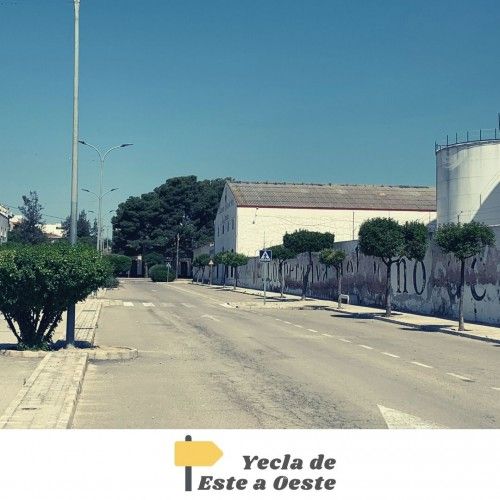 Yecla de Este a Oeste: Avenida del Vino