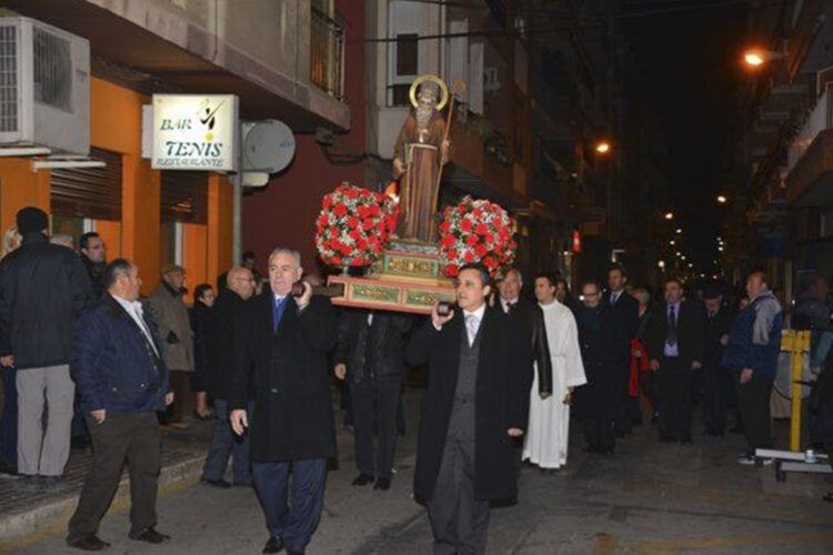 Las Fiestas de San Antón en Yecla: tradición, devoción y amor por los animales