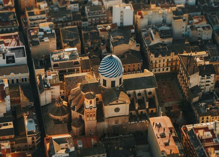 ESPECIAL PATRIMONIO HISTÓRICO. Descubre el centro histórico de Yecla al atardecer.